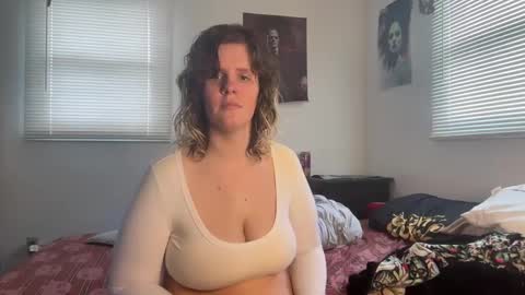 Moth online show from 5, 2, 2025