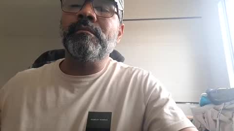 Snapshot of wma33 chatting on 24, 10, 2025 wma33 online show from 24, 10, 2025