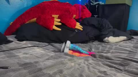 Snapshot of woahfuzz chatting on 19, 2, 2026 YourDaddys Son online show from 19, 2, 2026