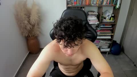 Snapshot of wolker_allan chatting on 9, 2, 2026 wolker_allan online show from 9, 2, 2026