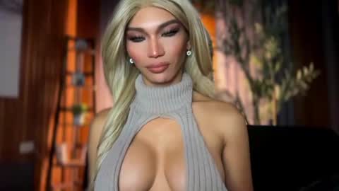 Julia online show from 22, 6, 2026