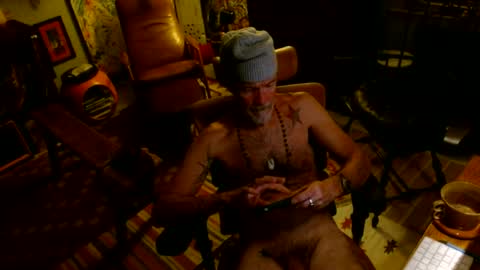Snapshot of woodchuck185 chatting on 24, 6, 2026 Chuck online show from 24, 6, 2026