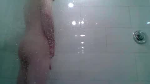 Snapshot of woodeee77 chatting on 25, 4, 2026 woodeee77 online show from 25, 4, 2026