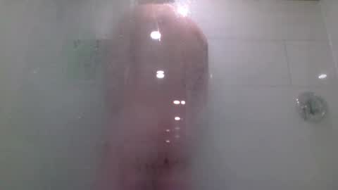 Snapshot of woodeee77 chatting on 26, 4, 2026 woodeee77 online show from 26, 4, 2026