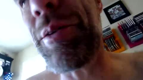 WoodieSays online show from 9, 4, 2026