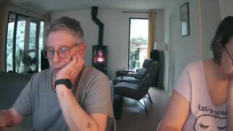 woodwurm and Snoeske online show from 26, 2, 2025