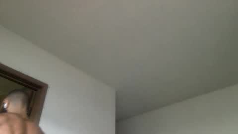 woof_wolf37 online show from 1, 4, 2026