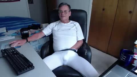 Large one  online show from 18, 4, 2026