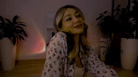 Snapshot of worldsbaby chatting on 13, 2, 2025 worldsbaby online show from 13, 2, 2025