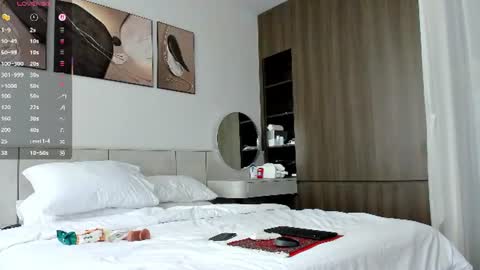 Snapshot of wow__lina chatting on 28, 6, 2026 Hey Im Lina See you 12am - 6am GMT 3 online show from 28, 6, 2026
