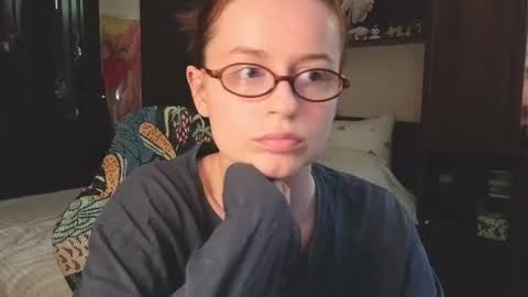 Snapshot of wow_luvng chatting on 23, 6, 2026 Rebecy online show from 23, 6, 2026
