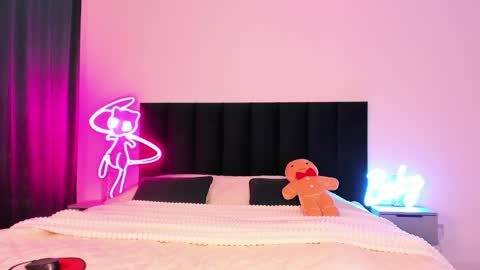 Emi online show from 17, 12, 2024