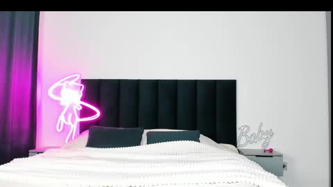 Emi online show from 13, 2, 2025