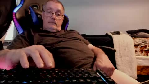 Snapshot of wowsers2022 chatting on 13, 9, 2025 wowsers2022 online show from 13, 9, 2025