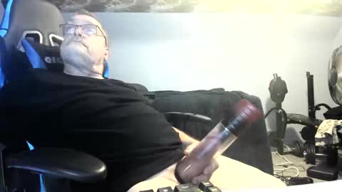 Snapshot of wowsers2022 chatting on 1, 11, 2025 wowsers2022 online show from 1, 11, 2025