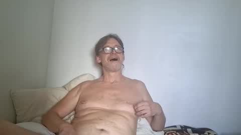 wowzy1 online show from 5, 4, 2026