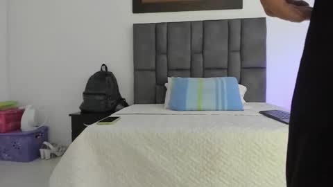 wyatt online show from 13, 1, 2026