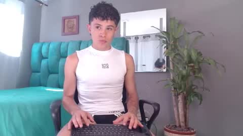 Snapshot of wyatt_444 chatting on 23, 1, 2025 wyatt online show from 23, 1, 2025