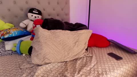 Snapshot of wyatt_444 chatting on 28, 10, 2025 wyatt online show from 28, 10, 2025