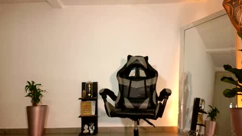 Snapshot of wyatt_rose chatting on 16, 10, 2025 wyatt online show from 16, 10, 2025