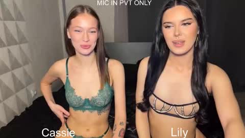 wiwi clap clap cat baby girl online show from 25, 11, 2025