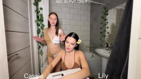 wiwi clap clap cat baby girl online show from 16, 12, 2025