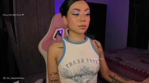 Snapshot of x_moonshine chatting on 12, 6, 2026 s s s online show from 12, 6, 2026