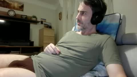 xalegarmax online show from 1, 2, 2026