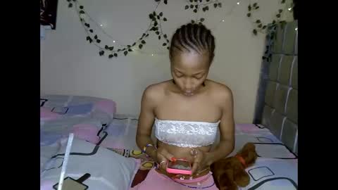 Snapshot of xalia_caramel chatting on 12, 5, 2026 Alexa online show from 12, 5, 2026