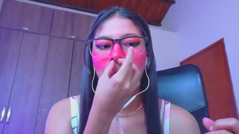 XALLYSONX online show from 7, 3, 2026