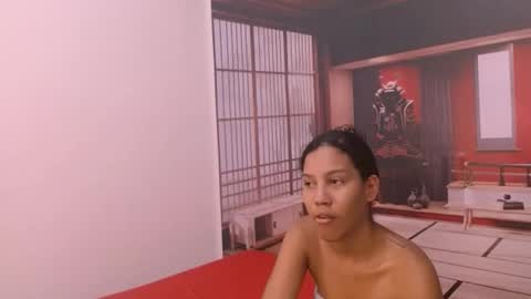 Snapshot of xamaravelour chatting on 20, 11, 2025 xamaravelour online show from 20, 11, 2025