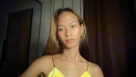 Snapshot of xandraluxe_xoxo chatting on 13, 12, 2025 Cassandra online show from 13, 12, 2025