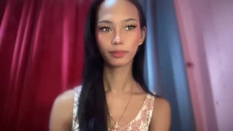 Snapshot of xandraluxe_xoxo chatting on 4, 2, 2026 Cassandra online show from 4, 2, 2026