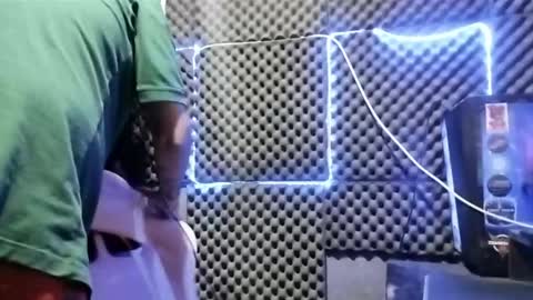 xandres2016 online show from 9, 4, 2026