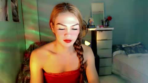 Snapshot of xangel_redx chatting on 7, 10, 2025 ANGEL online show from 7, 10, 2025