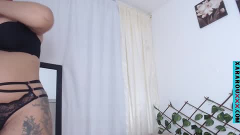 Snapshot of xararouxxx chatting on 1, 3, 2025 S A R A 100K followers online show from 1, 3, 2025