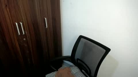 Snapshot of xasian_babygirl chatting on 7, 1, 2025 Aiah online show from 7, 1, 2025