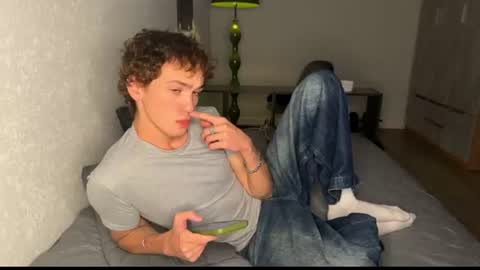 Snapshot of xavier_200 chatting on 24, 6, 2026 Xavier PVT open online show from 24, 6, 2026
