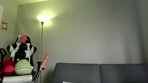  charlotte euphoria  online show from 19, 11, 2025