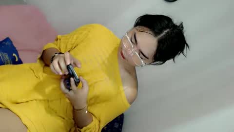 Snapshot of xchinita_kyanggx chatting on 6, 1, 2026 kianna online show from 6, 1, 2026