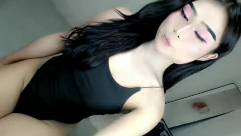 kianna online show from 30, 4, 2026