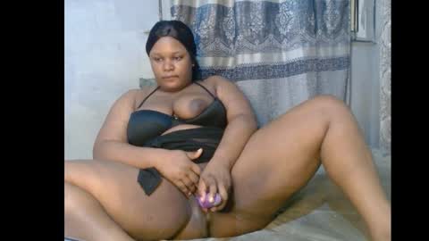 Snapshot of xcumxonxme chatting on 7, 2, 2025 xcumxonxme online show from 7, 2, 2025