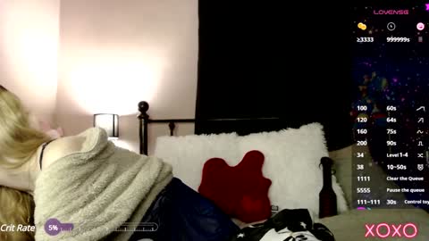 Snapshot of xelliee_rosex chatting on 25, 1, 2025 EllieeRose online show from 25, 1, 2025