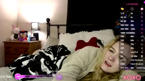 Snapshot of xelliee_rosex chatting on 1, 3, 2025 EllieeRose online show from 1, 3, 2025