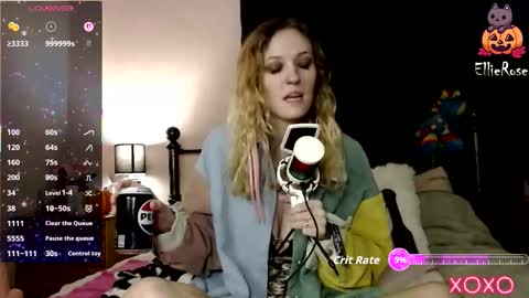 Snapshot of xelliee_rosex chatting on 6, 11, 2025 EllieeRose online show from 6, 11, 2025