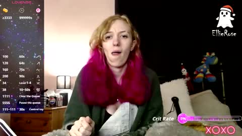Snapshot of xelliee_rosex chatting on 22, 12, 2025 EllieeRose online show from 22, 12, 2025