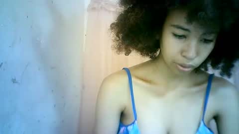 xenna610827 online show from 7, 2, 2025