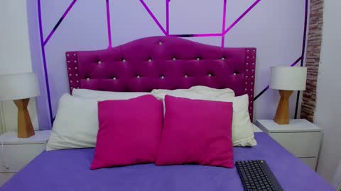 Snapshot of ximena_vasquez8 chatting on 9, 3, 2025 Xime online show from 9, 3, 2025