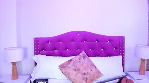 Snapshot of ximena_vasquez8 chatting on 6, 10, 2025 Xime online show from 6, 10, 2025