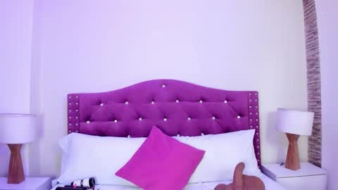 Snapshot of ximena_vasquez8 chatting on 20, 10, 2025 Xime online show from 20, 10, 2025